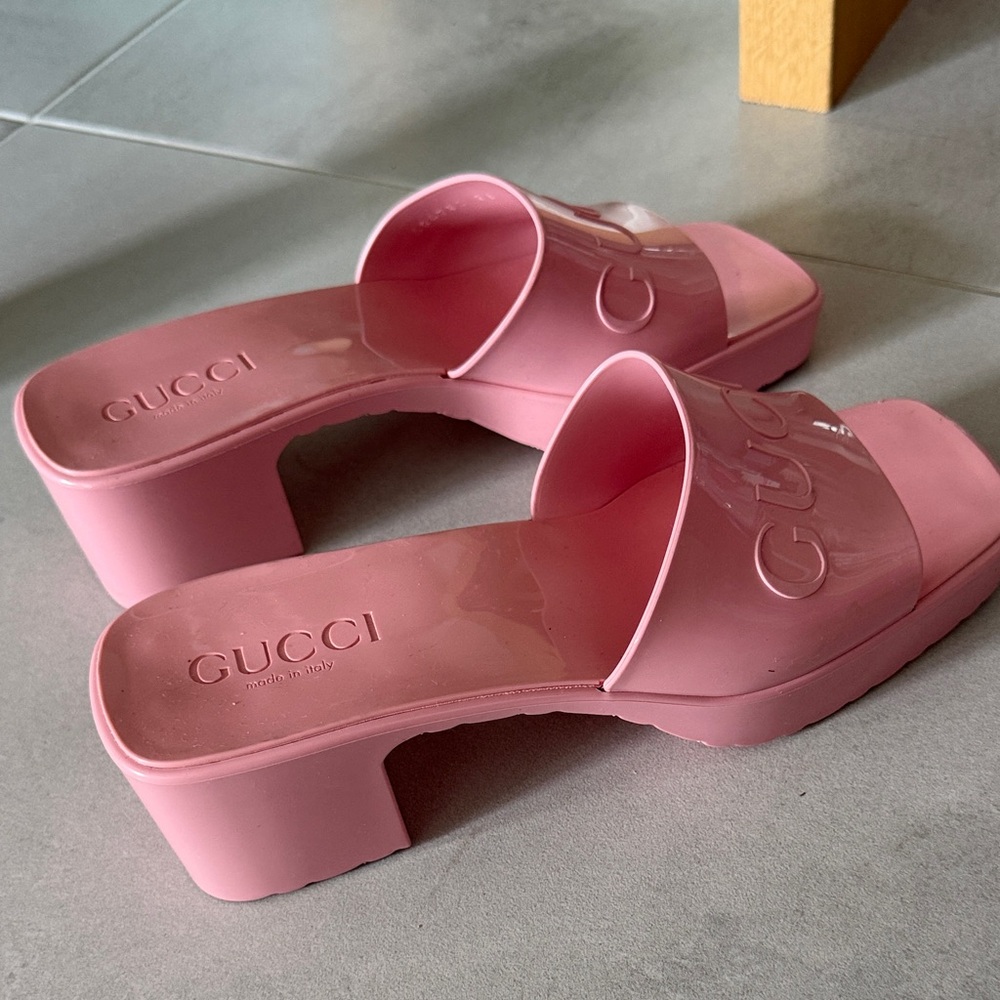 Gucci Glossy Pink Mules - Picture 4 of 5